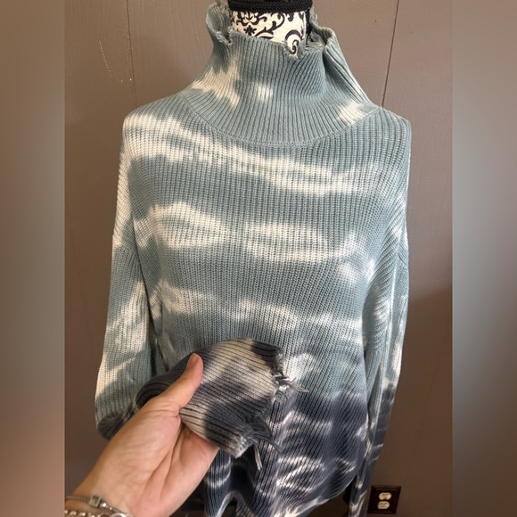 YOUNG FABULOUS AND BROKE Cameron Tie-Dye Distressed Rib-Knit Turtleneck Sweater - Picture 7 of 10